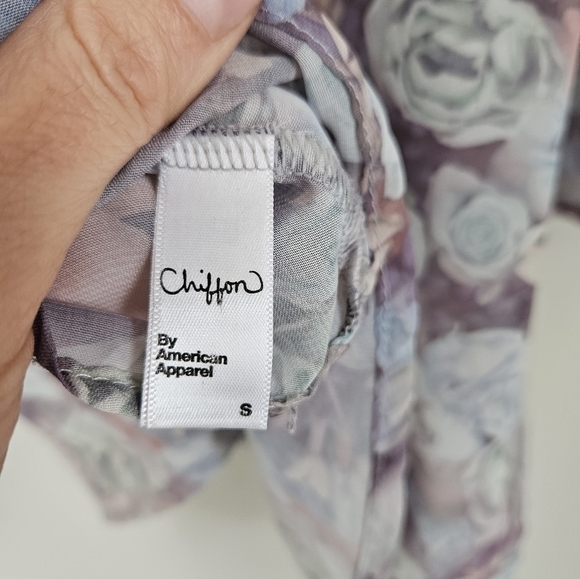 Floral  blouse "Chiffon" by American apparel size S - Picture 4 of 5